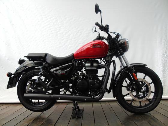 ROYAL ENFIELD METEOR 350 FIREBALL ROYAL ENFIELD METEOR 350 FIREBALL